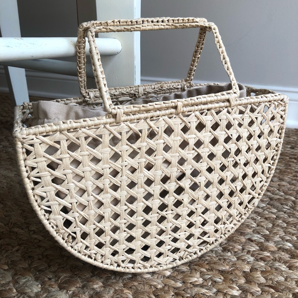 New: House of Harlow 1960 Rattan or Wicker Structured Bag - Picture 2 of 8
